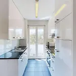 Very Spacious In Center - Parkview 4 Apartamento